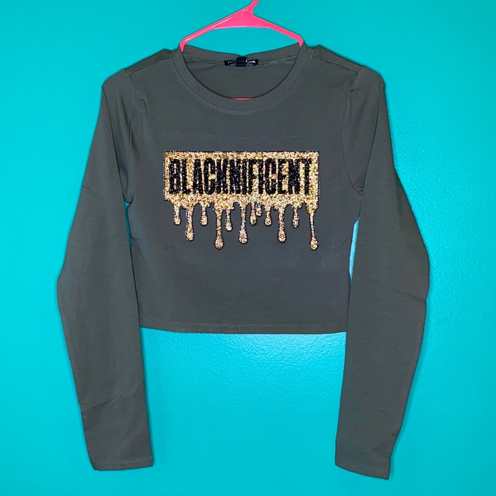 ✨Blacknificent drip long sleeve crop